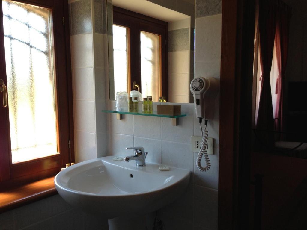 Agriturismo Villa Irelli Castellalto Room photo